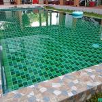 J_SwimmingPool1.jpg J_SwimmingPool1.jpg