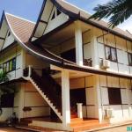 A_Main.jpg A_Main.jpg