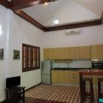 H_Kitchen.jpg H_Kitchen.jpg