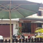 H_ViewFrontSide.jpg H_ViewFrontSide.jpg